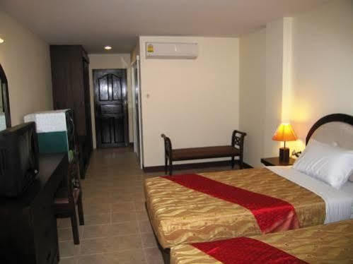 Kata Place Hotel Exterior photo